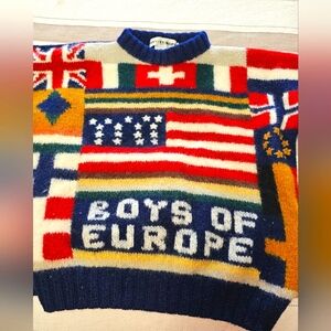 Boys of Europe sweater